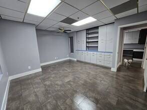 4747 N Bendel Ave, Fresno, CA for lease Interior Photo- Image 1 of 2