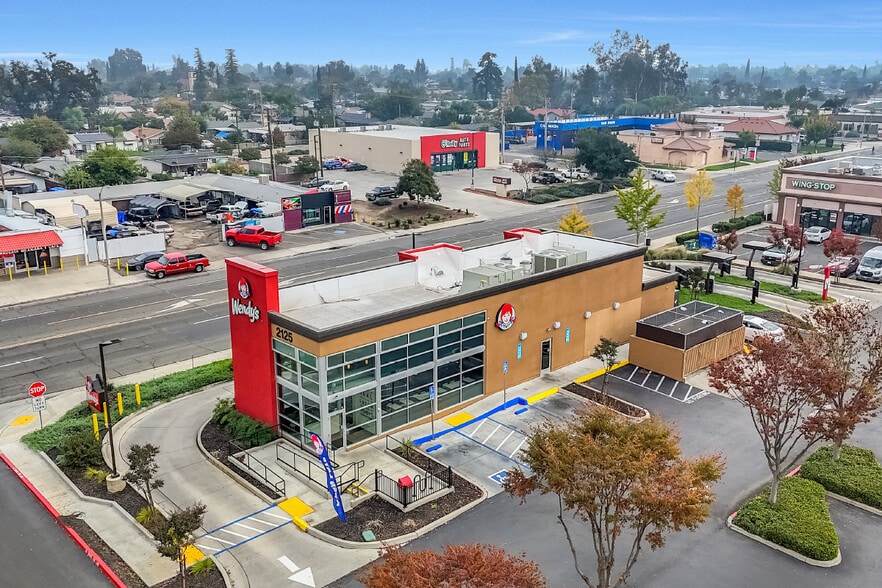 2125 N Dinuba Blvd, Visalia, CA for lease - Building Photo - Image 2 of 4