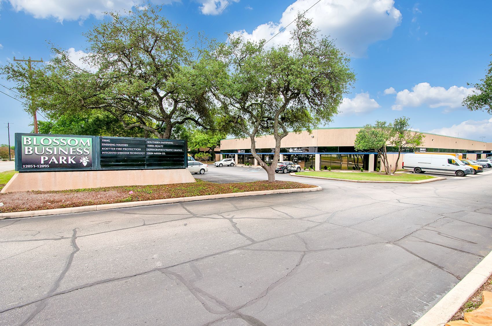 12005-12095 Starcrest Dr, San Antonio, TX for lease Building Photo- Image 1 of 11