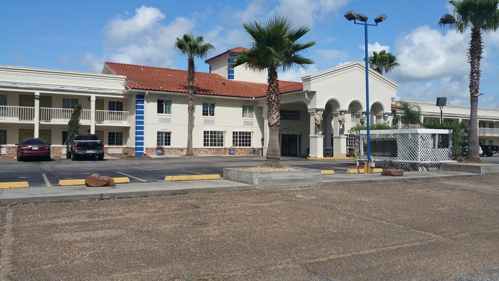 1605 N University Ave, Lafayette, LA for sale - Primary Photo - Image 1 of 1