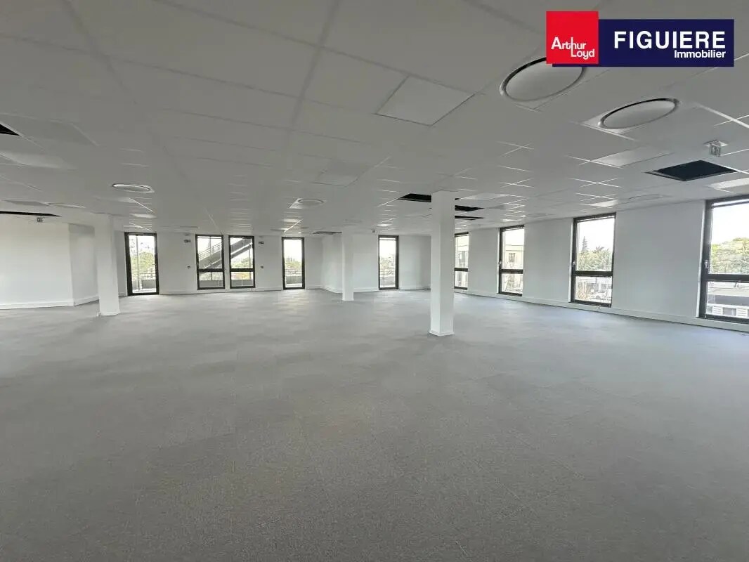 230 Rue Frédéric Joliot Curie, Aix-en-Provence, BDR 13100 - Unit BAT B 1,4 - - Interior Photo - Image 1 of 2