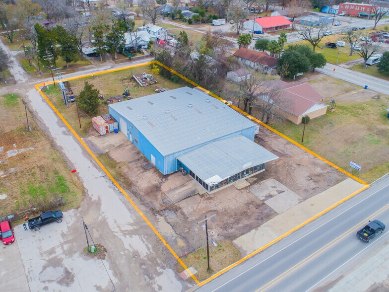288 W 1st St, Groveton, TX for sale - Building Photo - Image 1 of 1