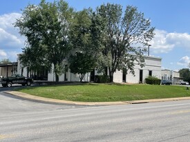 555-559 N 13th St, Rogers AR - Warehouse