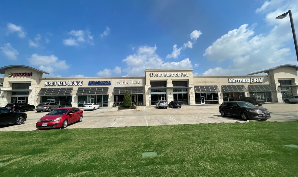 7417 W Grand Pky S, Richmond, TX for lease - Building Photo - Image 3 of 11