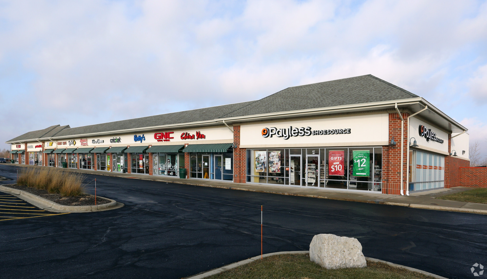 417 W IL Route 173, Antioch, IL for lease Building Photo- Image 1 of 4