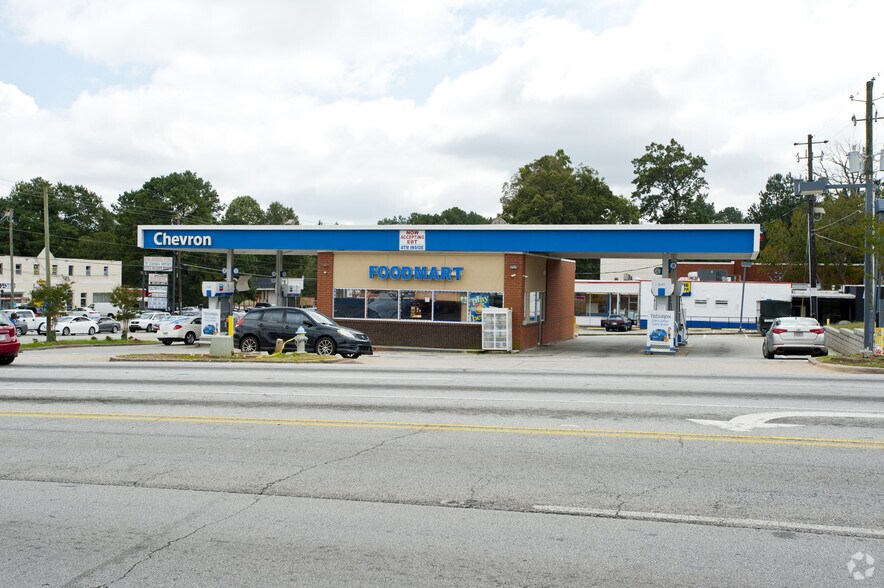4047 Glenwood Rd, Decatur, GA, 30032 Service Station Property For