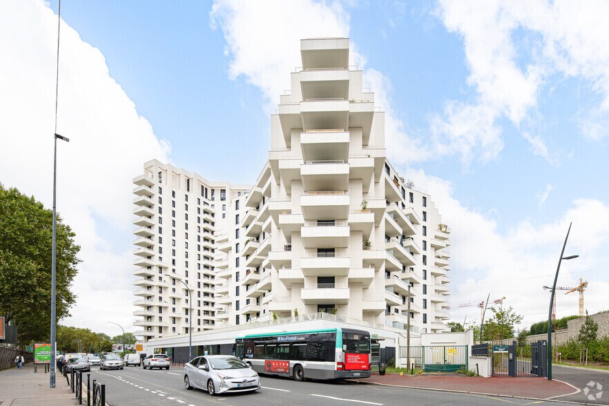 90 Rue Du Général Roguet, Clichy for lease - Primary Photo - Image 1 of 2