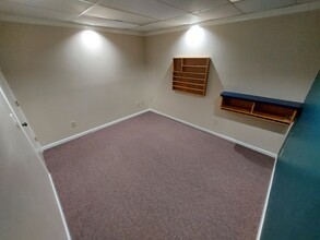 1717 Legion Rd, Chapel Hill, NC for lease Interior Photo- Image 2 of 2