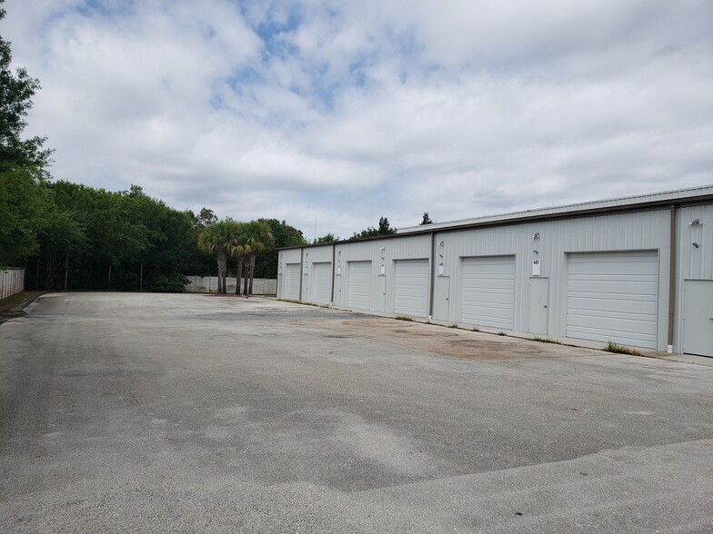4415-4429 77th St, Vero Beach, FL for lease - Building Photo - Image 2 of 3
