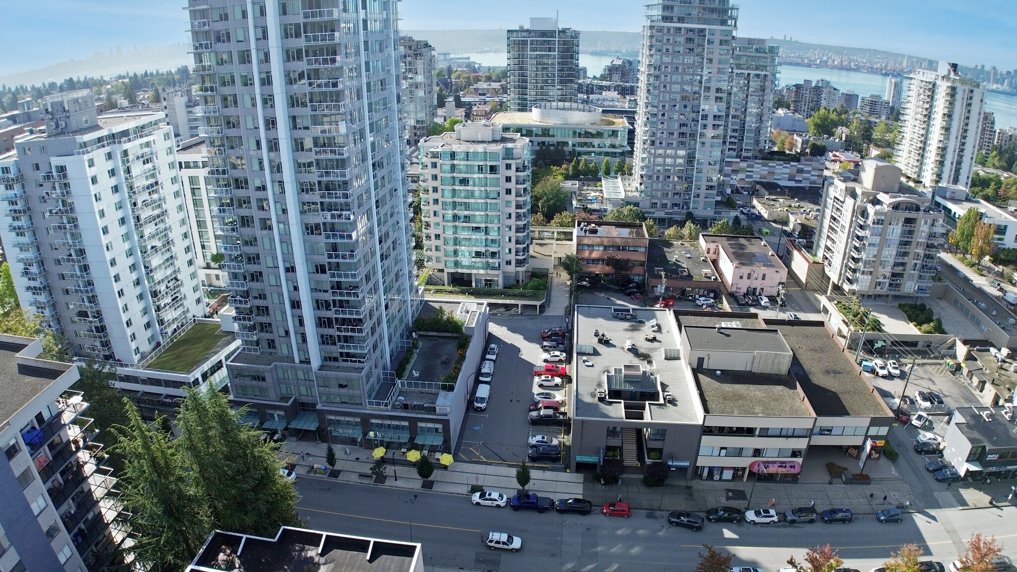 137 E 15th St, North Vancouver, BC for sale Aerial- Image 1 of 5