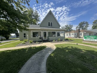 More details for 1422 E Center St, Warsaw, IN - Retail for Sale