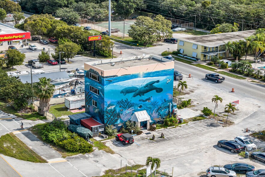 99222 Overseas Hwy Key Largo - 99222 Overseas Hwy Key Largo FL Aerial 3 Large 