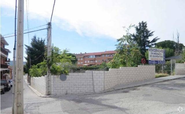 Land in Manzanares el Real, Madrid for sale - Building Photo - Image 2 of 3