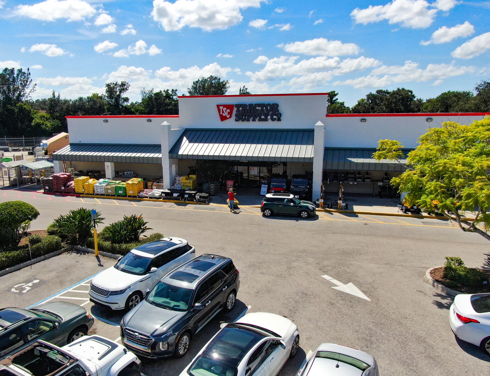 4310-4658 E State Road 64, Bradenton, FL for lease Building Photo- Image 1 of 5