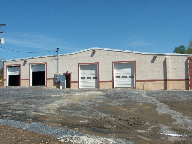 5477 Mauser St, Laurys Station, PA for sale - Primary Photo - Image 1 of 1