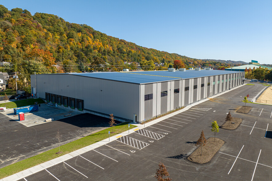 1200 Brickworks, Leetsdale, PA for lease - Building Photo - Image 1 of 4