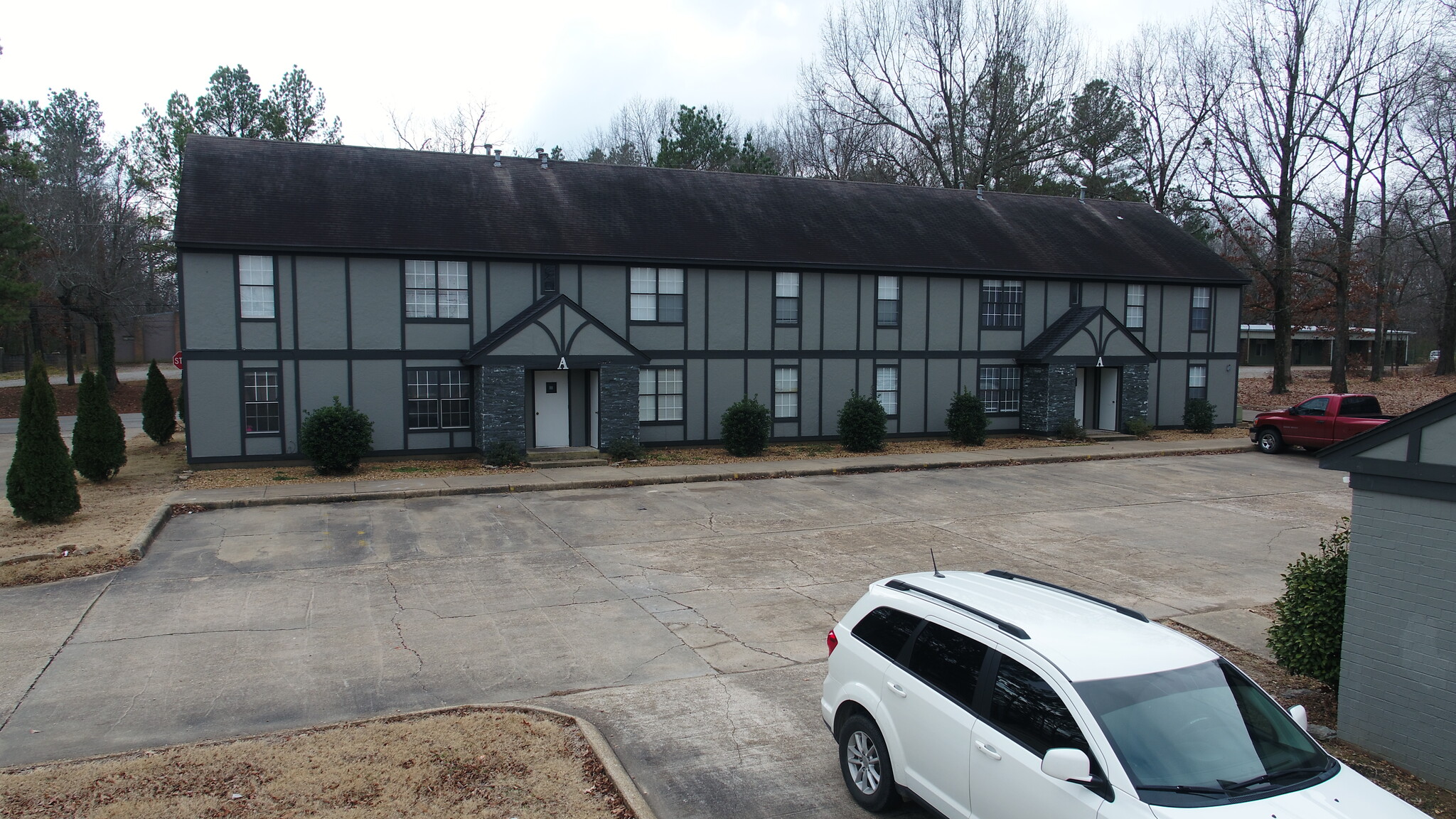 1906 W Matthews Ave, Jonesboro, AR for sale Primary Photo- Image 1 of 1