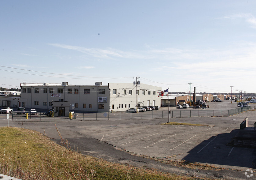 1400 Rotterdam Industrial Park, Schenectady, NY for sale - Primary Photo - Image 1 of 1