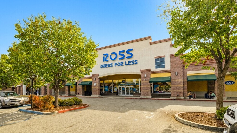 6715 Camino Arroyo, Gilroy, CA for sale - Primary Photo - Image 2 of 6