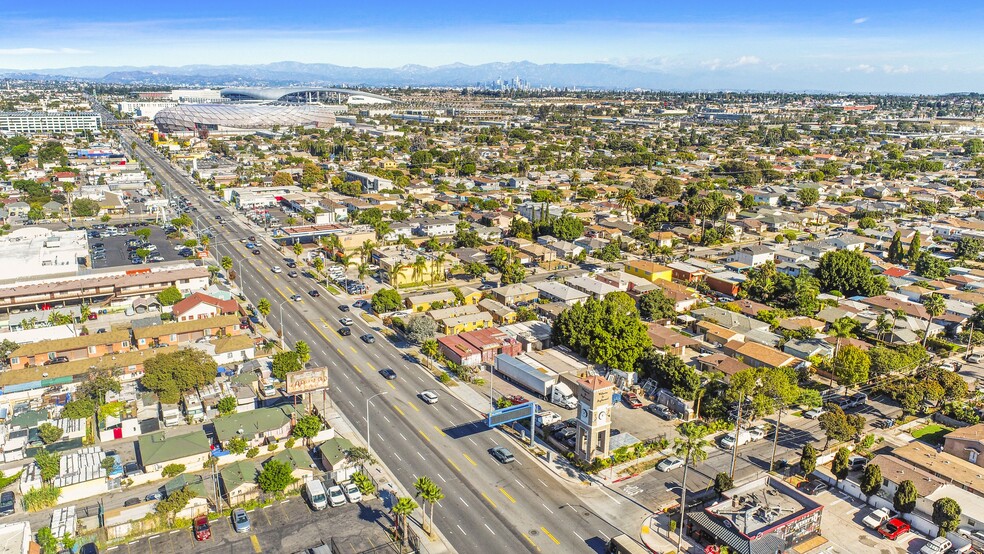 10918-10922 S Prairie Ave, Inglewood, CA for lease - Building Photo - Image 2 of 12