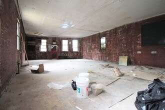 1154 Myrtle Ave, Brooklyn, NY for lease Interior Photo- Image 2 of 5