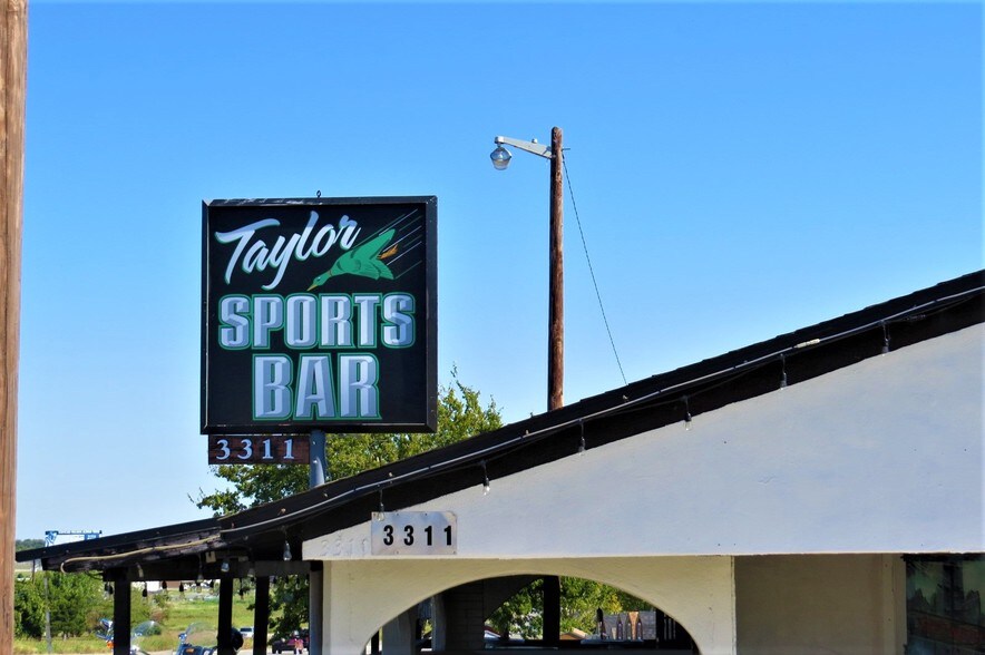 3311 W 2nd St, Taylor, TX for sale - Other - Image 1 of 1
