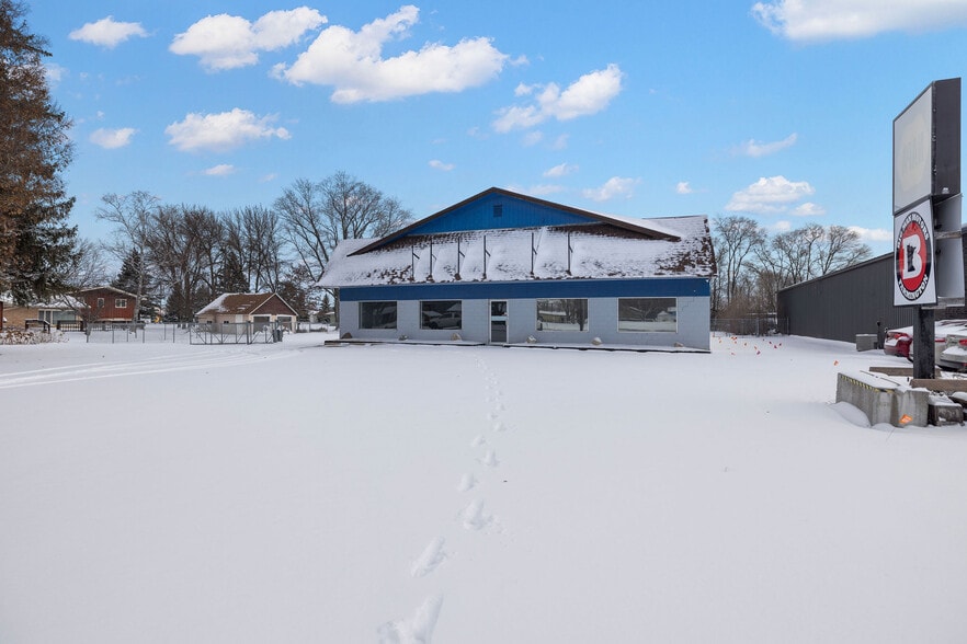 21034 Chippendale Ave W, Farmington, MN for lease - Building Photo - Image 2 of 26