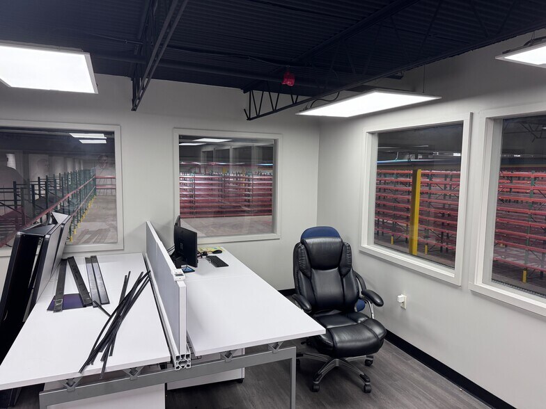 707 S Erwin St, Cartersville, GA for lease - Building Photo - Image 3 of 11