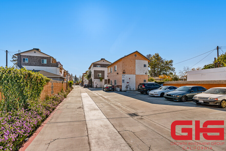 4704 Florence Ave, Bell, CA for sale - Building Photo - Image 2 of 27