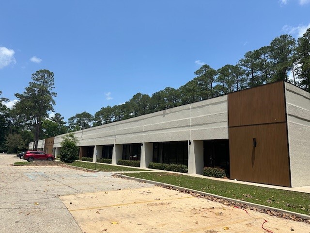 114 Northpark Blvd, Covington, LA for lease - Building Photo - Image 1 of 7