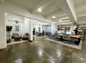 441 E Market St, York, PA for lease Interior Photo- Image 1 of 8