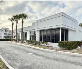 1960 Okeechobee Blvd, West Palm Beach, FL for lease Building Photo- Image 2 of 5