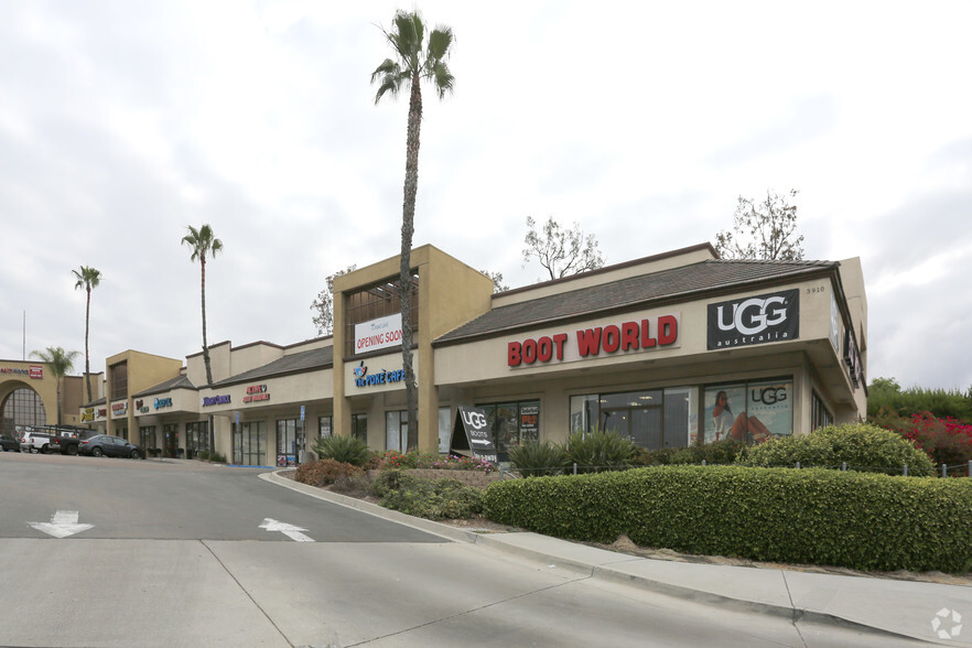 3910 Vista Way, Oceanside, CA for lease - Primary Photo - Image 1 of 5