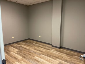 7507-7545 N Clark St, Chicago, IL for lease Interior Photo- Image 2 of 2