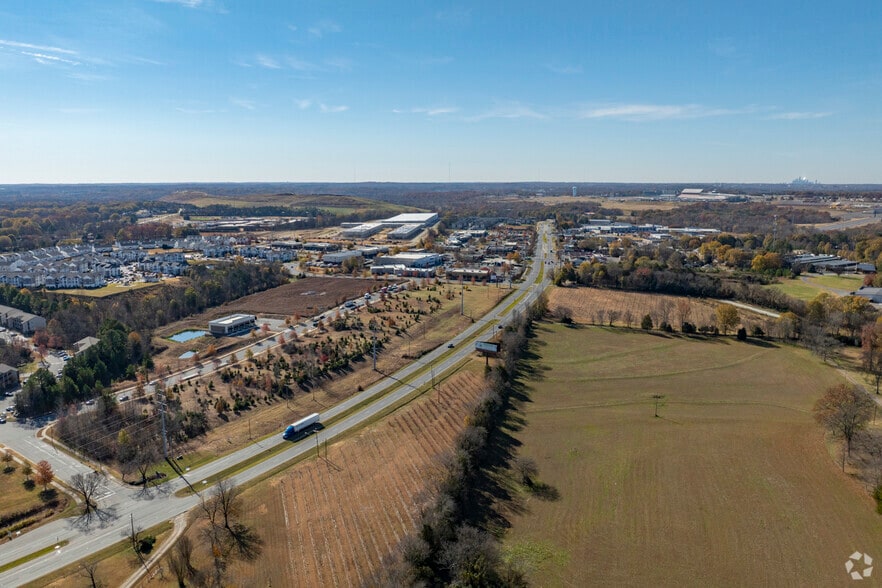 3420 Jacobs Crossing Blvd, Concord, NC for sale - Building Photo - Image 3 of 22