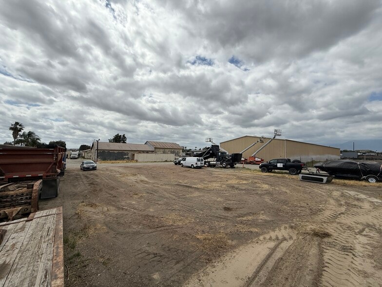 7812 Chino Ave, Ontario, CA for sale - Primary Photo - Image 1 of 18