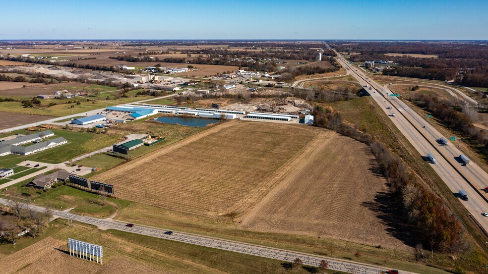 North Wind Court LLC, Effingham, IL for sale - Building Photo - Image 3 of 11