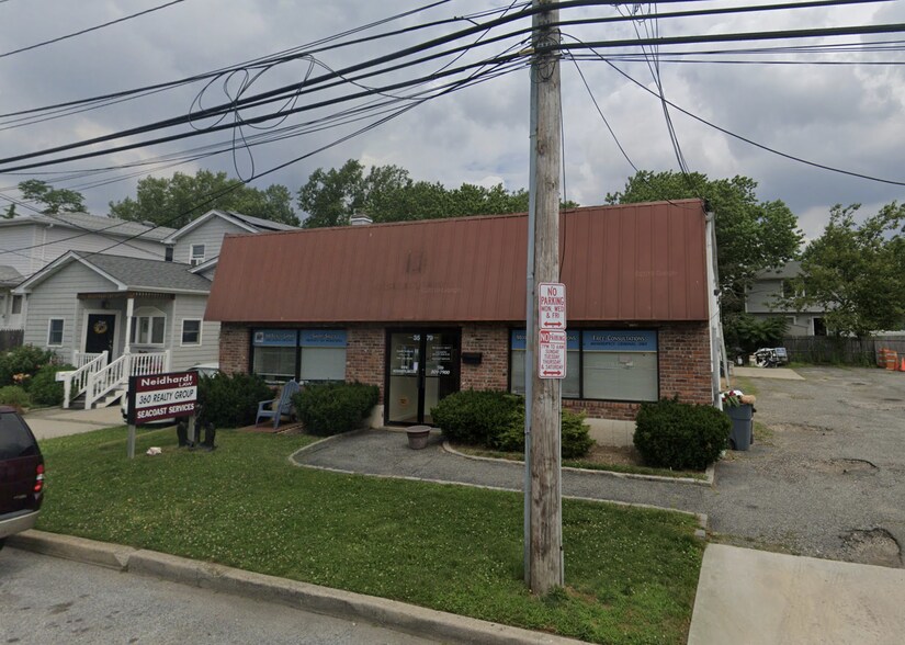 3579 Bayview St, Seaford, NY for sale - Primary Photo - Image 1 of 1