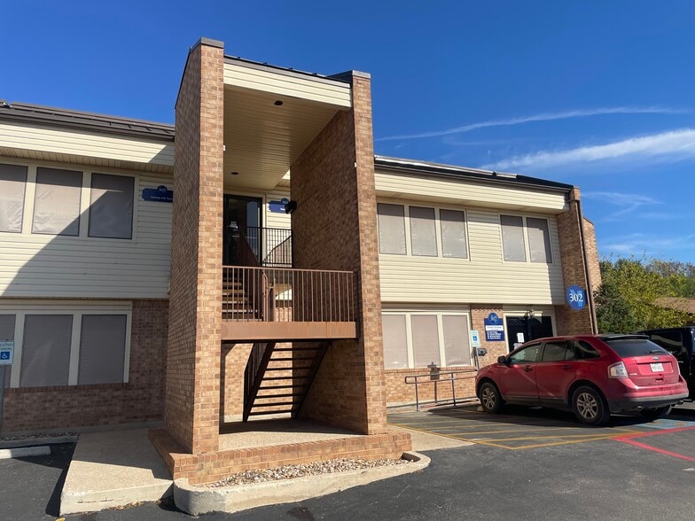 876 Loop 337, New Braunfels, TX for lease - Building Photo - Image 3 of 3