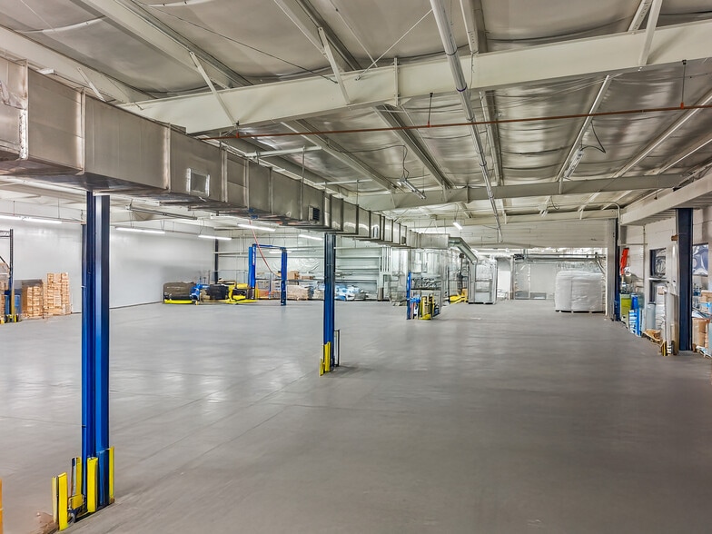 4827 Gate City Blvd, Greensboro, NC for sale - Building Photo - Image 3 of 9