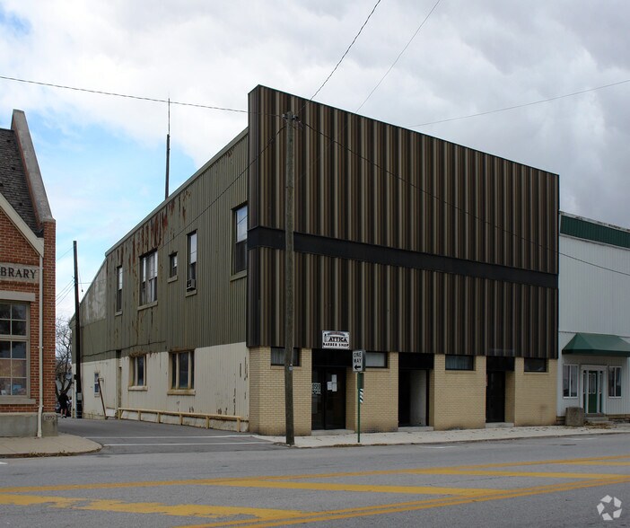 26 N Main St, Attica, OH 44807