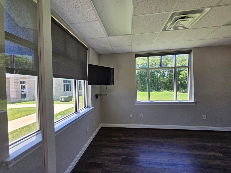 1402 S Custer Rd, McKinney, TX for lease - Building Photo - Image 2 of 12