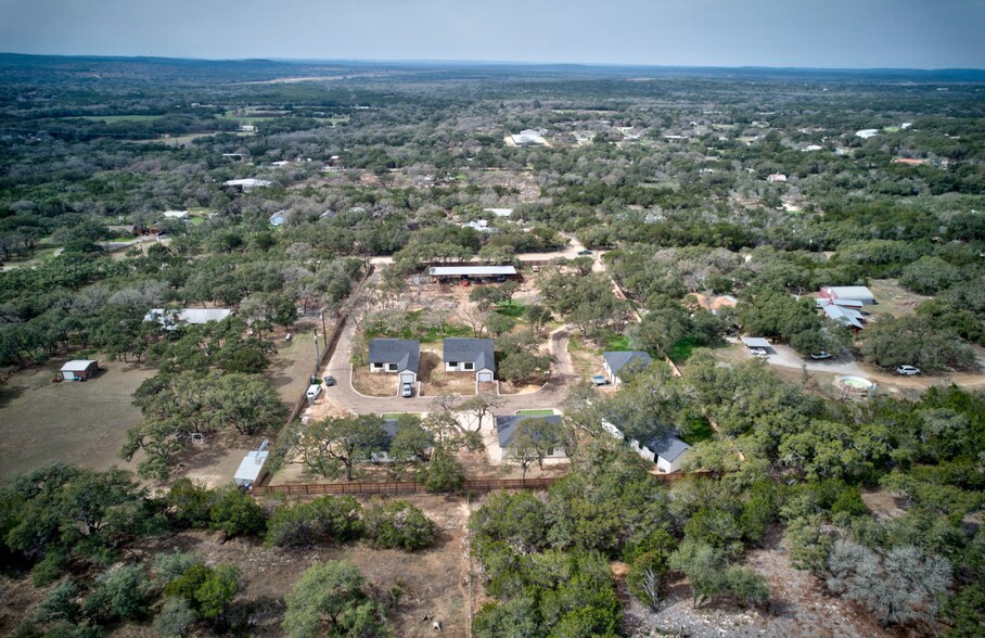 30652 Oakview Rd, Bulverde, TX for sale - Building Photo - Image 3 of 18