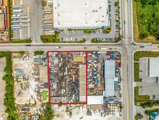 8720 NW 93rd St, Medley, FL for sale - Primary Photo - Image 1 of 1