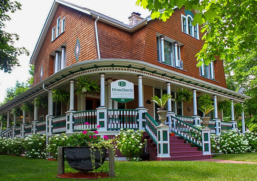 103 N Almer St, Caro, MI for sale - Building Photo - Image 2 of 11