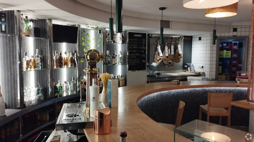 Retail in Madrid, Madrid for lease Interior Photo- Image 1 of 14