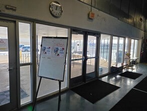 300 Airport Rd, Ames, IA for sale Interior Photo- Image 2 of 28