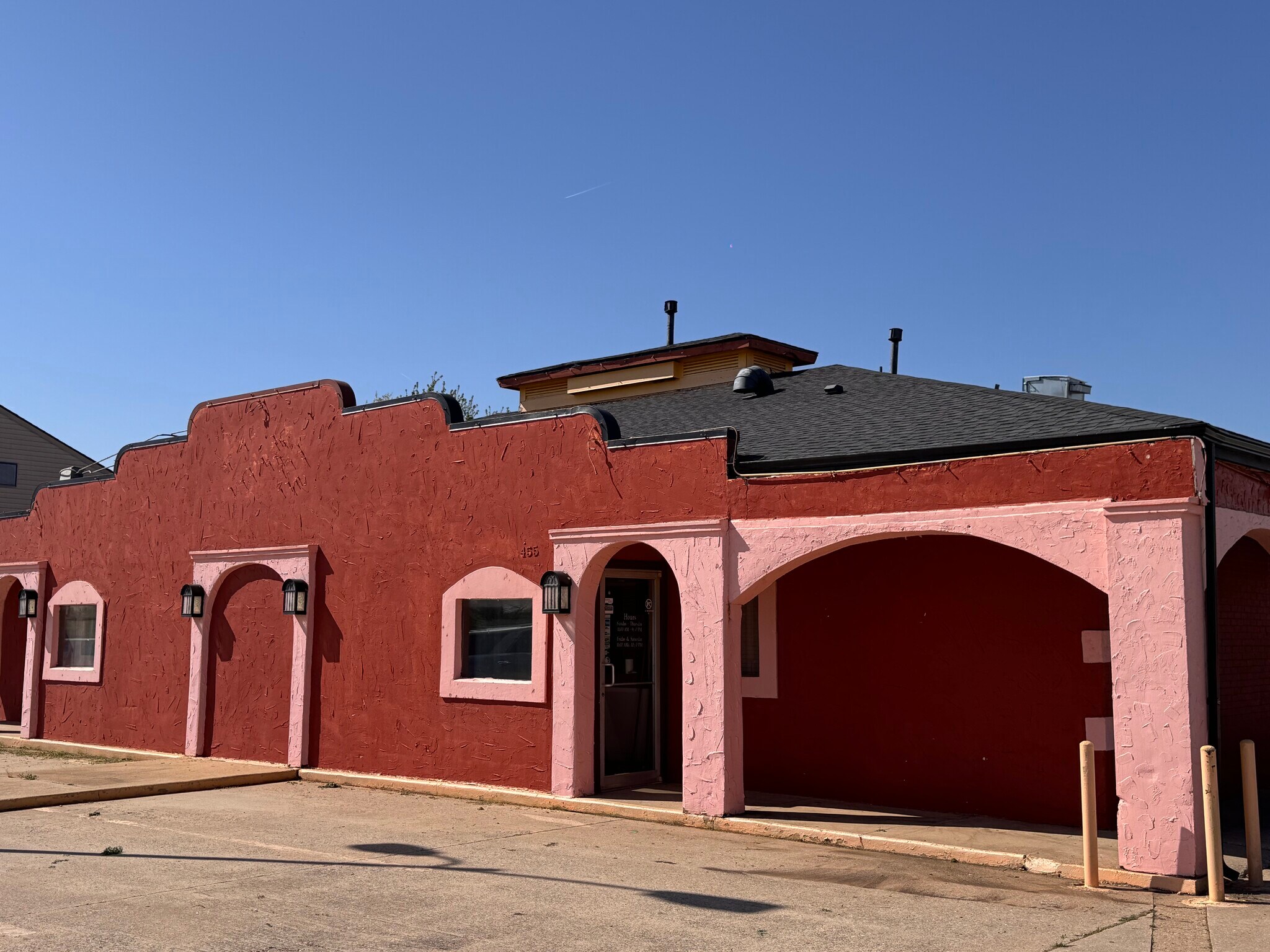 455 E Main St, Yukon, OK for sale Primary Photo- Image 1 of 1