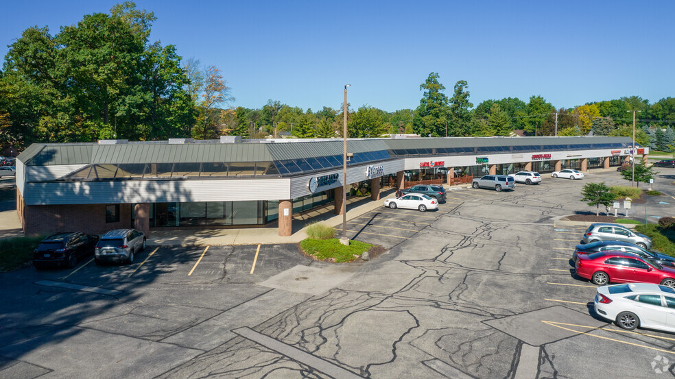 1740-1760 44th St SW, Wyoming, MI for lease - Building Photo - Image 2 of 5