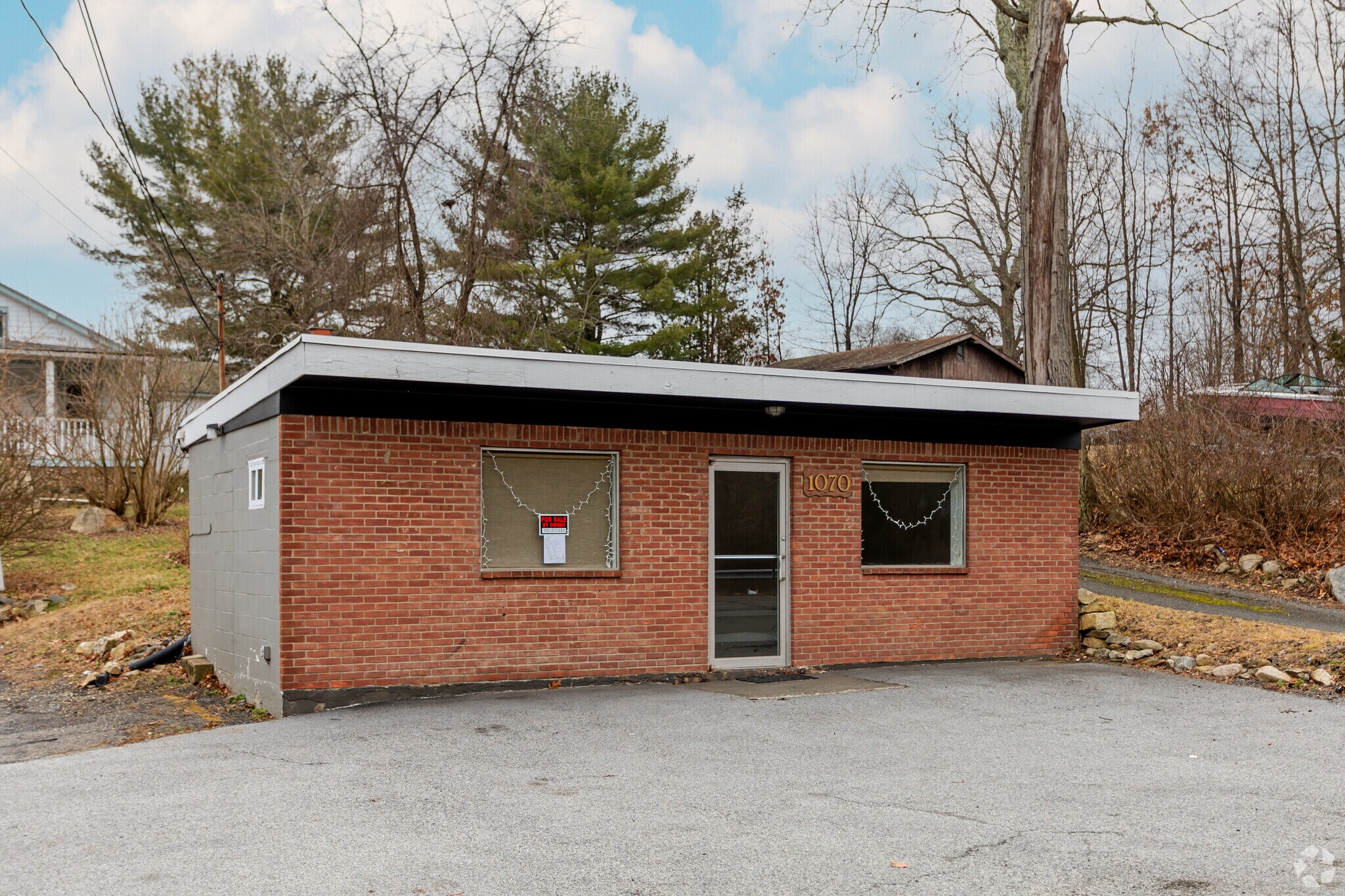 1070 US-9W, Fort Montgomery, NY for sale Primary Photo- Image 1 of 1